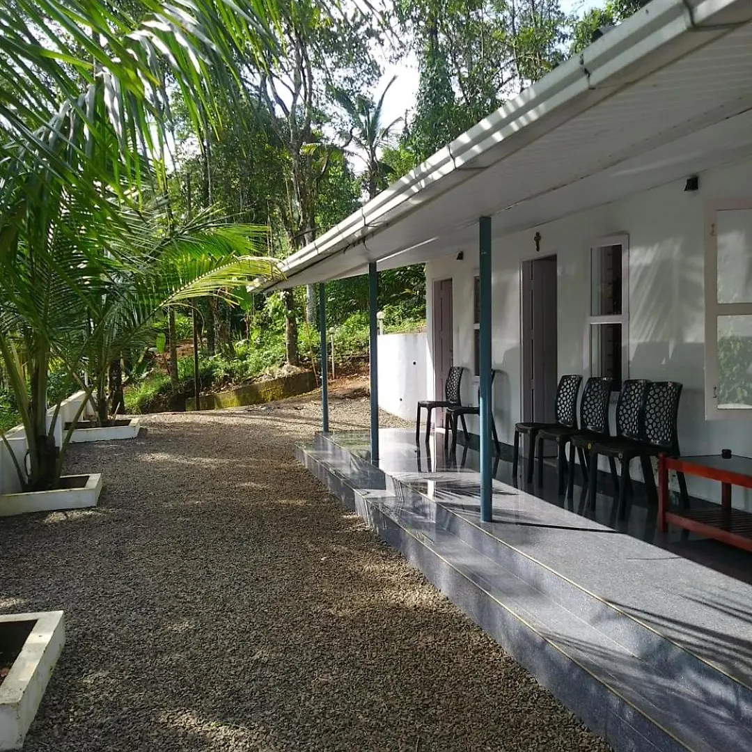Navaratna Holiday Homestay فاغامون